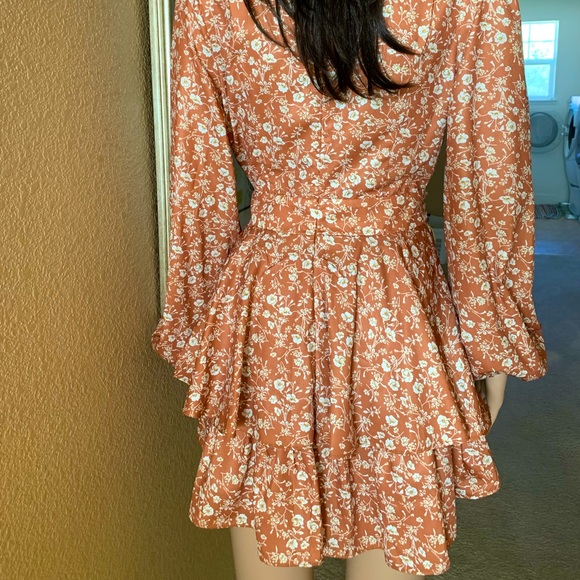 Size Xs/ Shein/ worn once/ color is caramel/ - Picture 2 of 2